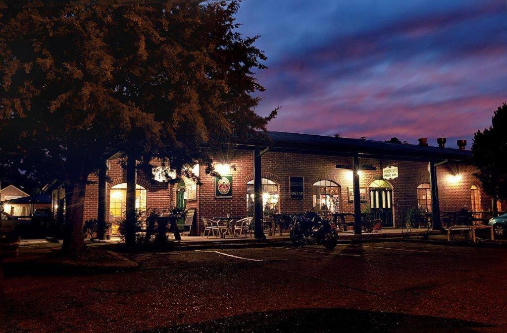 Murrumbateman Country Inn Exterior foto